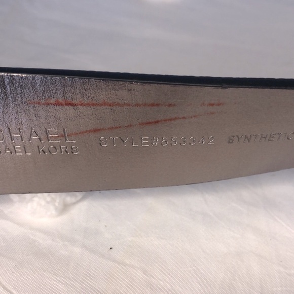 MICHAEL KORS black and gray signature women’s belt. Size M. Silver MK buckle. - Picture 11 of 13